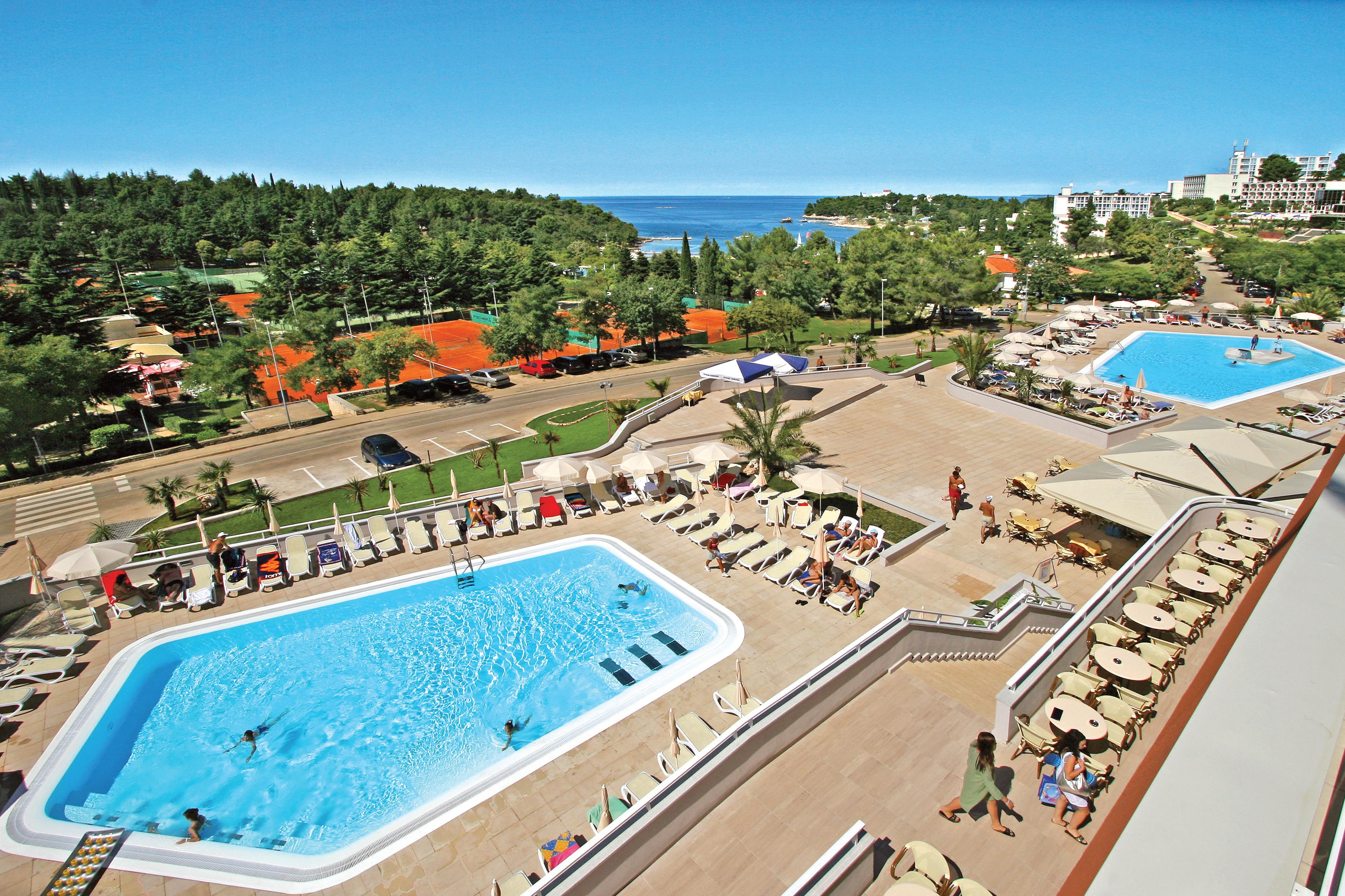 Hotel Albatros Plava Laguna Porec Exterior photo