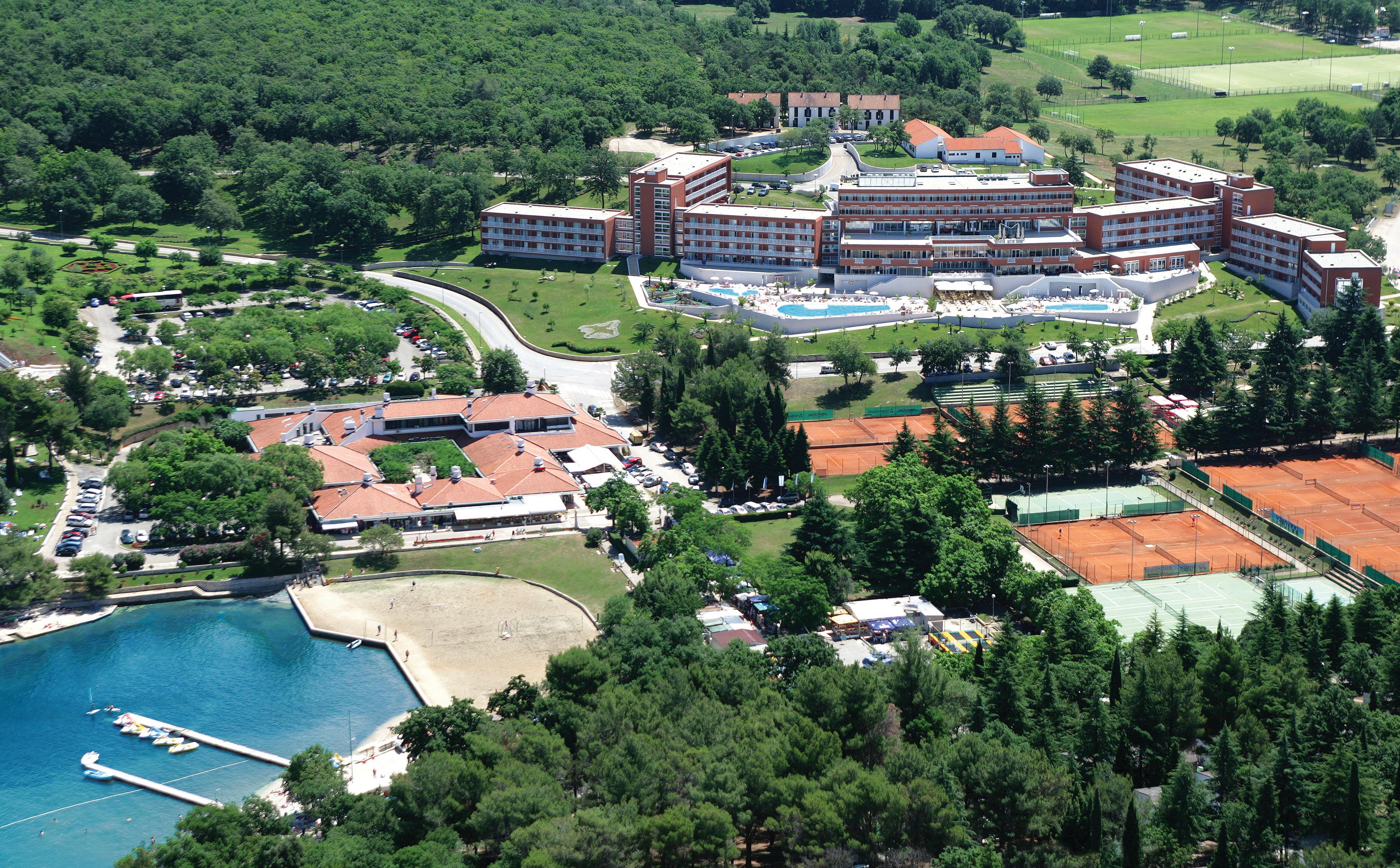 Hotel Albatros Plava Laguna Porec Exterior photo