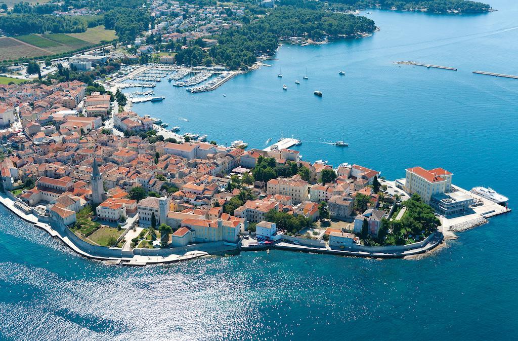 Hotel Albatros Plava Laguna Porec Exterior photo